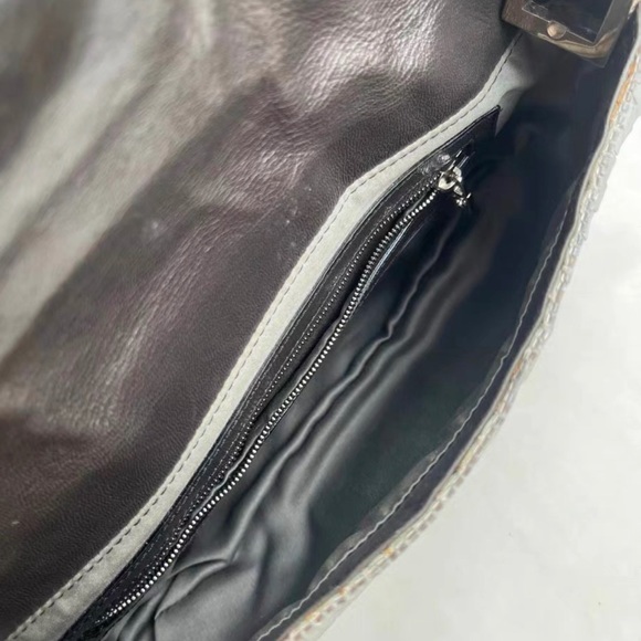 Sold!Vintage FENDI silver sequins baguette bag - Picture 4 of 9